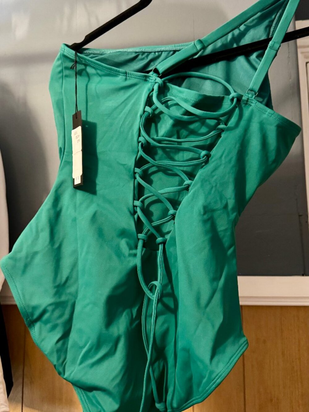 NWT TA3 Swimwear Emerald Sidey Shaping One Piece Teal Medium Short